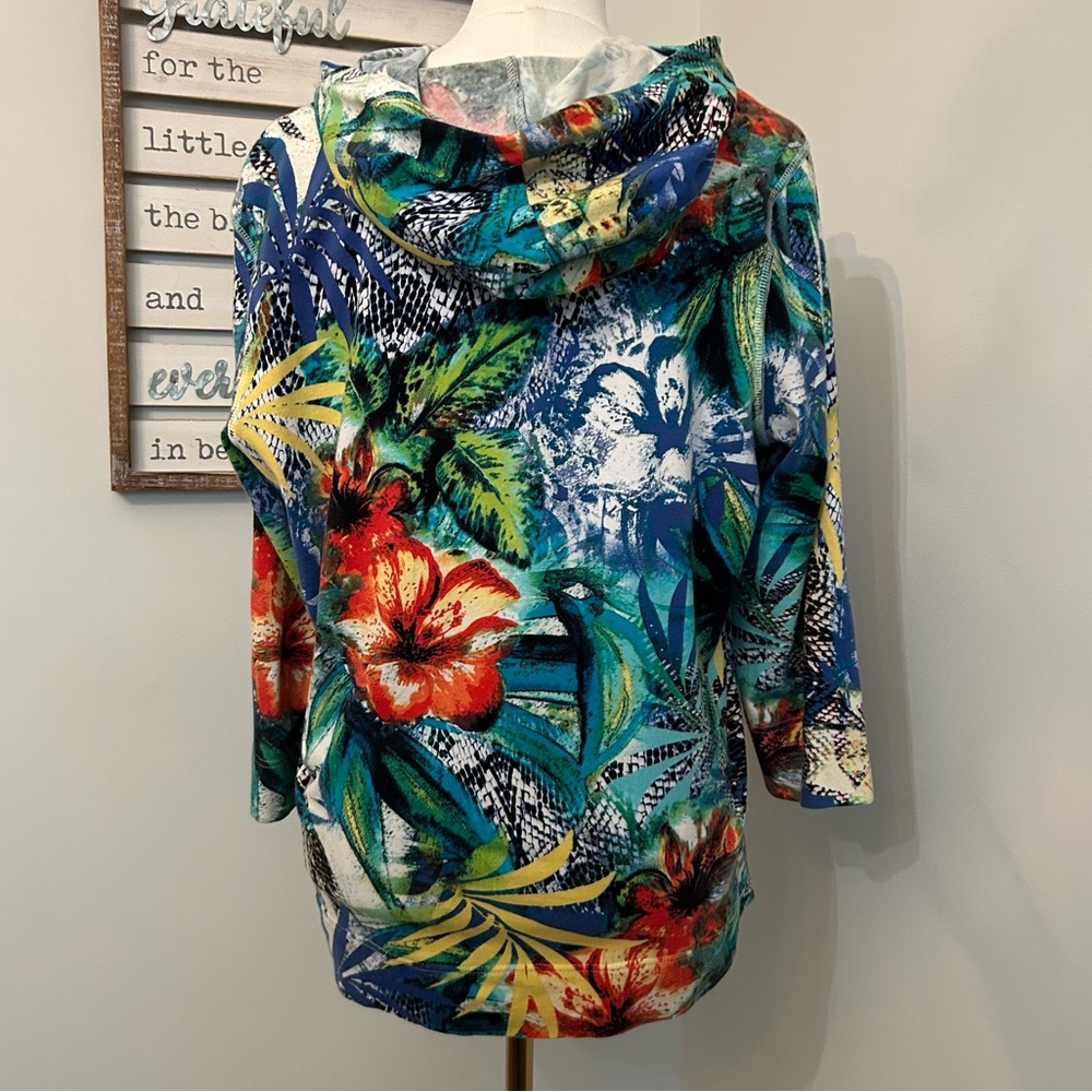 Onque Graphic Zip up Hoodie Fun Colorful Long Sleeve with metal accents Size XL - Picture 6 of 12